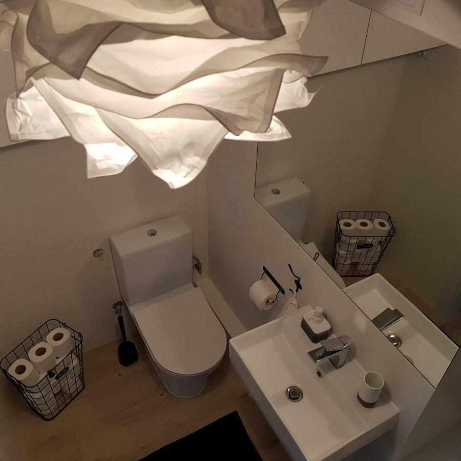 Black Rose Apartament Targi 3 Km, F-Ry Vat キェルツェ エクステリア 写真